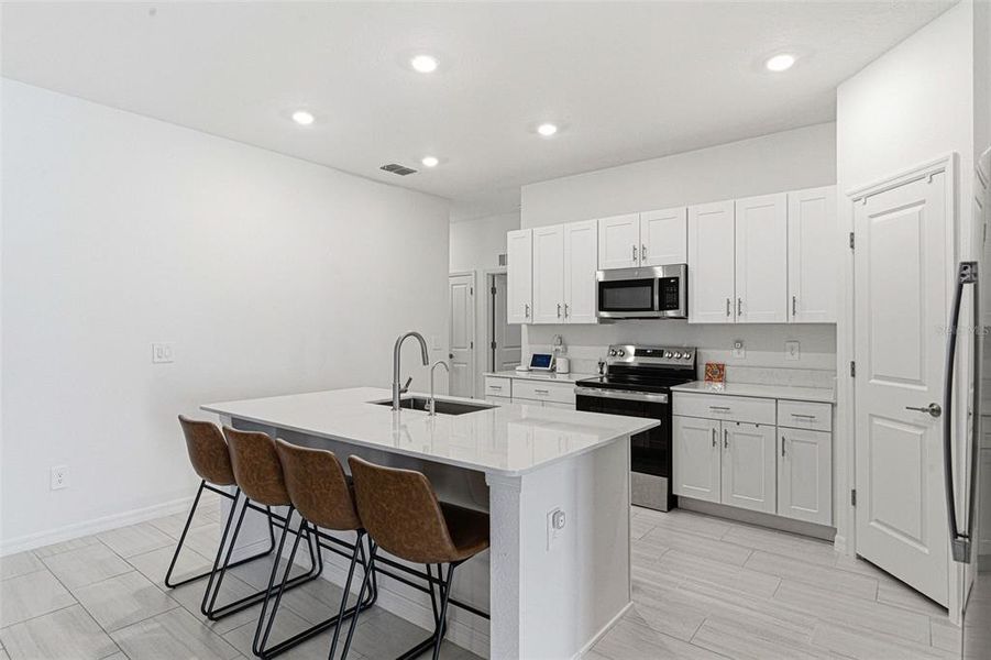 Furnished interior view inside a new home in North Park Isle, Plant City (Image 11).