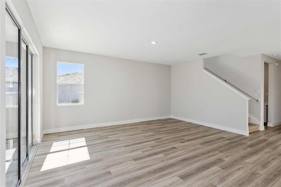 Spacious, unfurnished interior of a new home in Pasadena Woods, Dade City (Image 20). Spacious, unfurnished interior of a new home in Pasadena Woods, Dade City (Image 20).