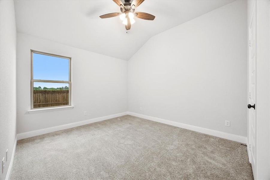Spacious, unfurnished interior of a new home in Fox Landing, Caddo Mills (Image 28).