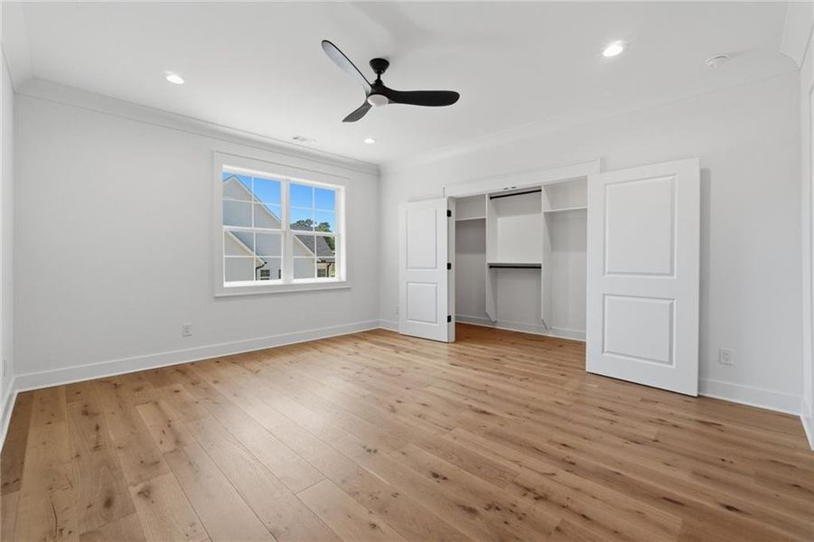 Spacious, unfurnished interior of a new home in , Bethlehem (Image 67).
