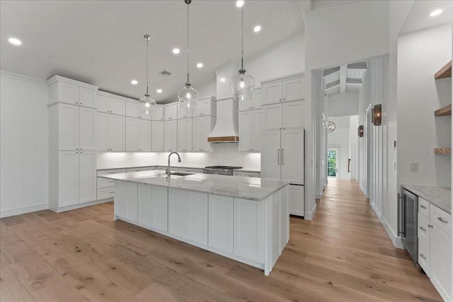 Furnished interior view inside a new home in , Boca Grande (Image 11).