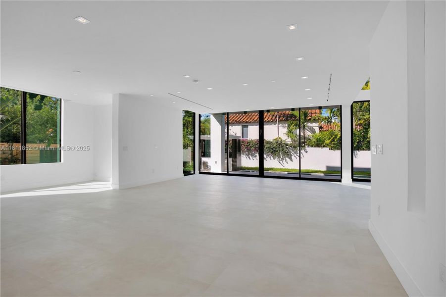 Spacious, unfurnished interior of a new home in , Miami Beach (Image 19). Spacious, unfurnished interior of a new home in , Miami Beach (Image 19).