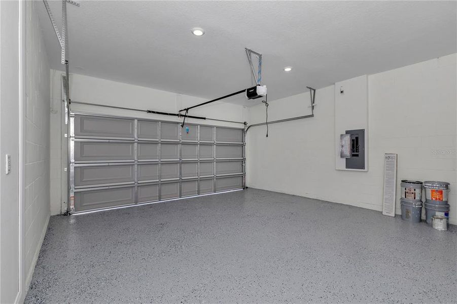 Spacious, unfurnished interior of a new home in , Citrus Springs (Image 28). Spacious, unfurnished interior of a new home in , Citrus Springs (Image 28).