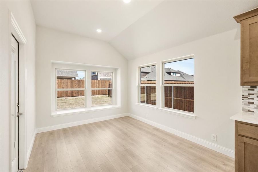 Spacious, unfurnished interior of a new home in Addison Hills, Cedar Hill (Image 39).