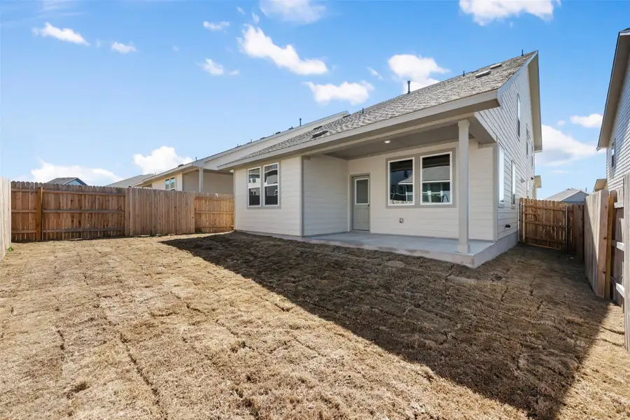 Representative images and renderings are for illustrative purposes. Actual structural options and design finishes of home may vary.
