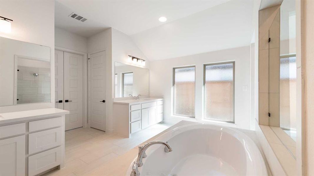 Furnished interior view inside a new home in Hillstead 50', Lavon (Image 9).