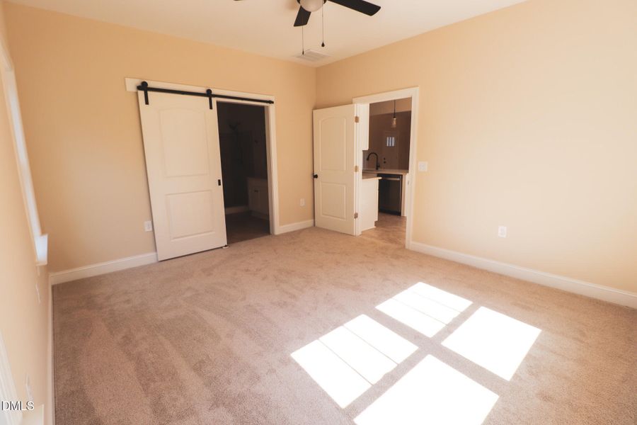 225 interior 28