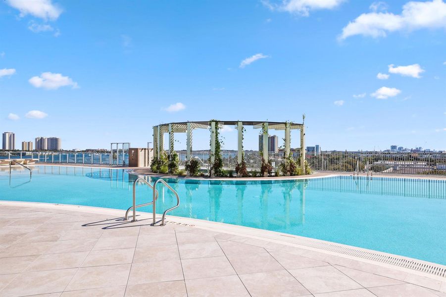 Nautilus 220/6th Floor Pool Nautilus 220/6th Floor Pool