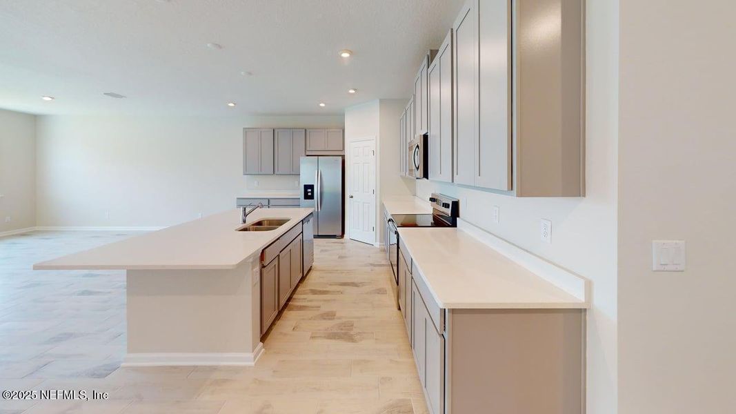 Furnished interior view inside a new home in Sandridge Hills, Green Cove Springs (Image 7).