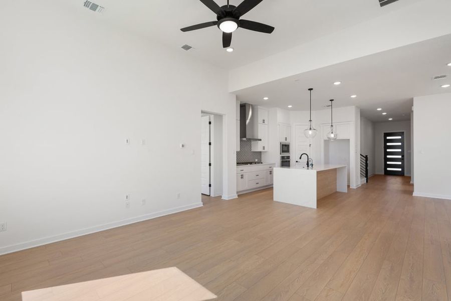 Spacious, unfurnished interior of a new home in Park Collection At Park Central, Georgetown (Image 26). Spacious, unfurnished interior of a new home in Park Collection At Park Central, Georgetown (Image 26).