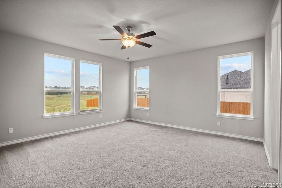Spacious, unfurnished interior of a new home in Potranco Oaks, Castroville (Image 42).