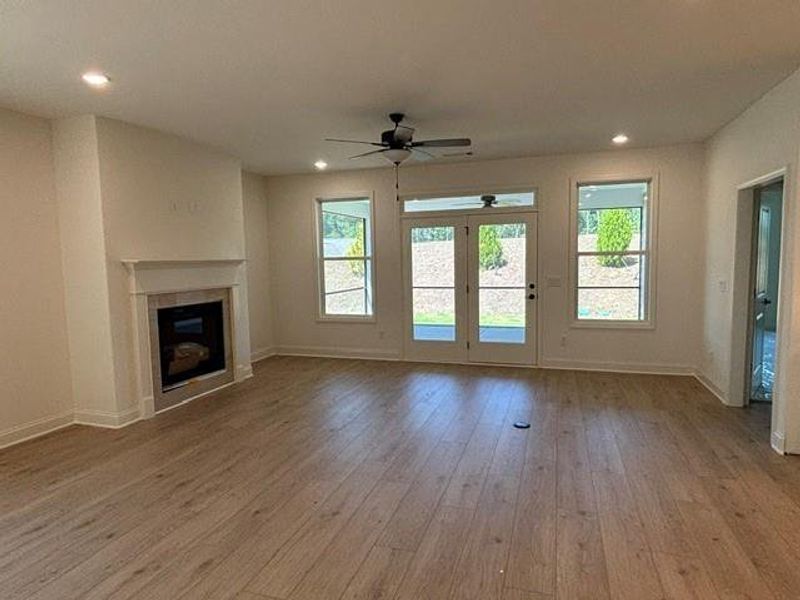 Spacious, unfurnished interior of a new home in Echols Farm, Hiram (Image 18).