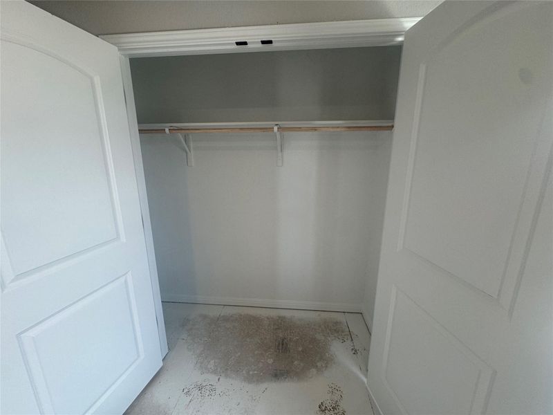 In-progress construction of a new home in Rolling Glen, Hutto, TX (Image 13). In-progress construction of a new home in Rolling Glen, Hutto, TX (Image 13).