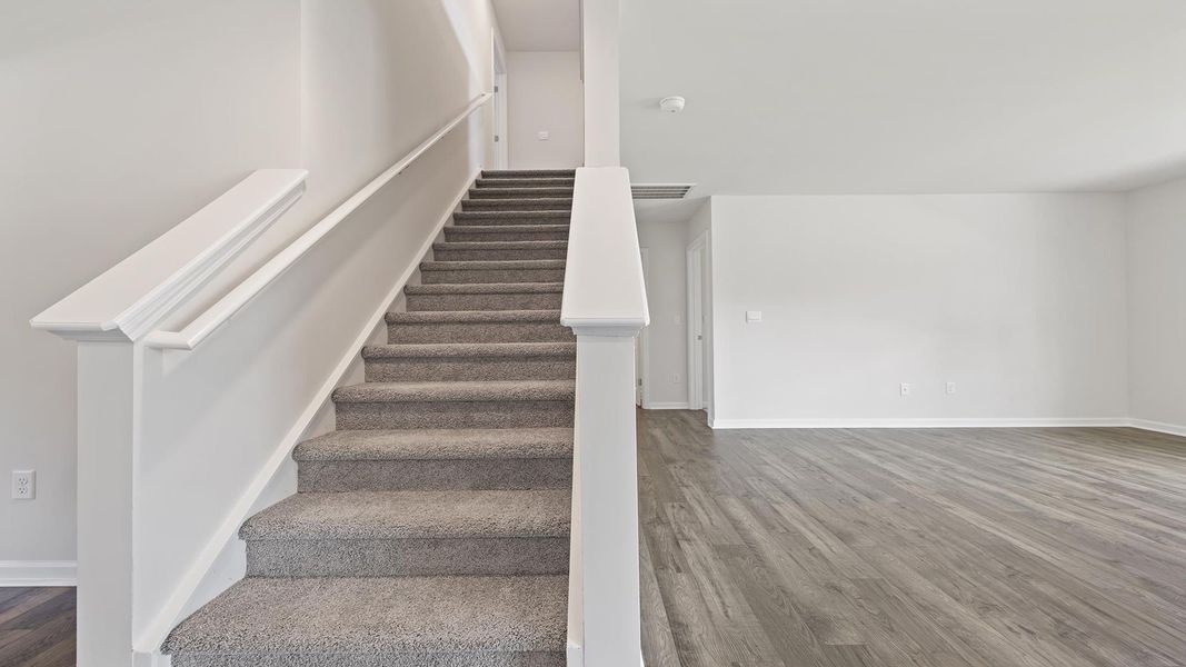 Spacious, unfurnished interior of a new home in Lakestone, Woodruff (Image 20).