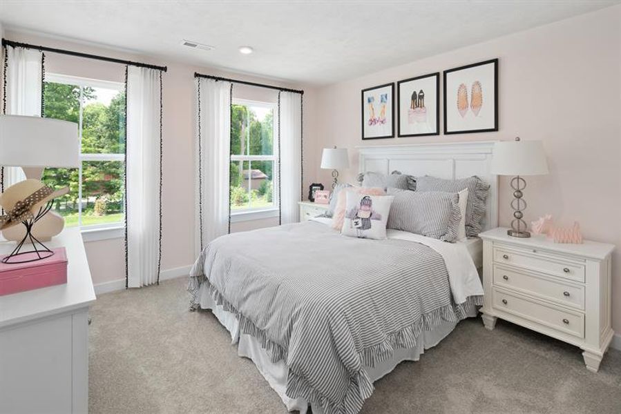 Representative furnished interior of a home built from the Roanoke by Ryan Homes in Muirwood, Murfreesboro (Image 26).