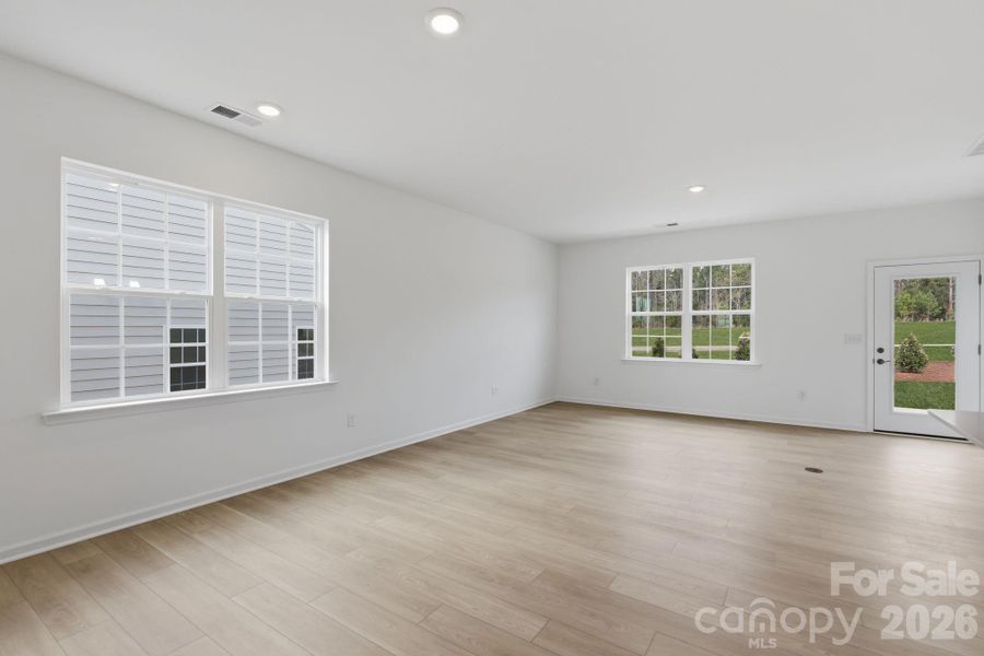 Spacious, unfurnished interior of a new home in Roselyn, Lancaster (Image 26).