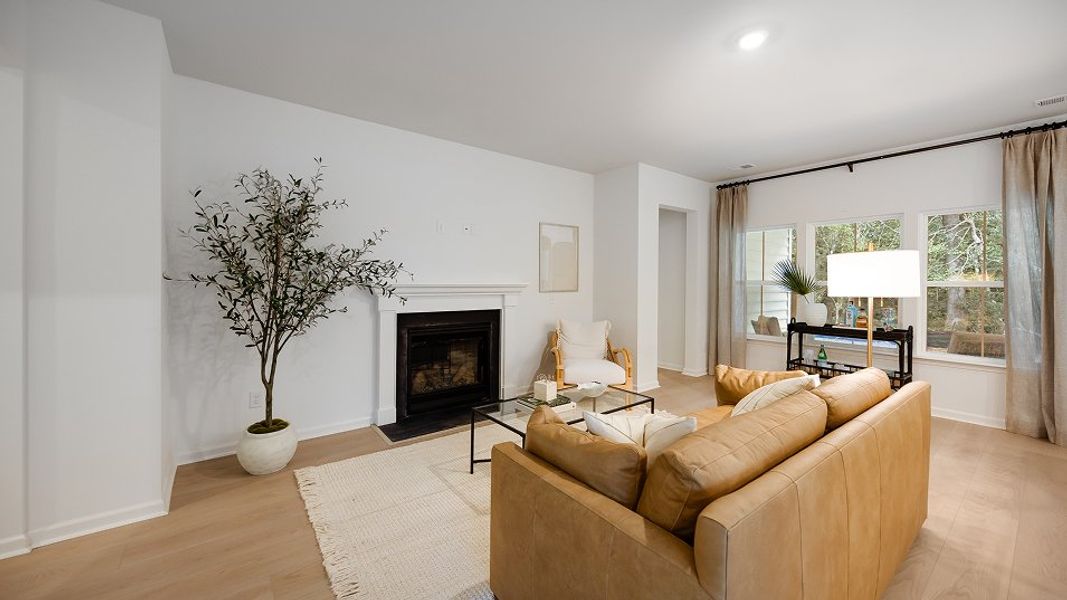 1767 Litchfield II Family 2of3 F1 Base3 1767 Litchfield II Family 2of3 F1 Base3