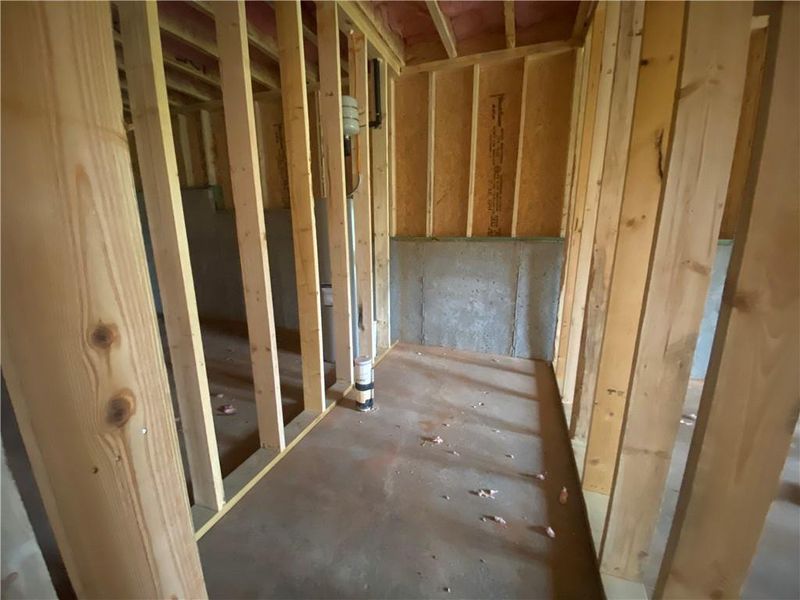 Spacious, unfurnished interior of a new home in , Jefferson (Image 43).