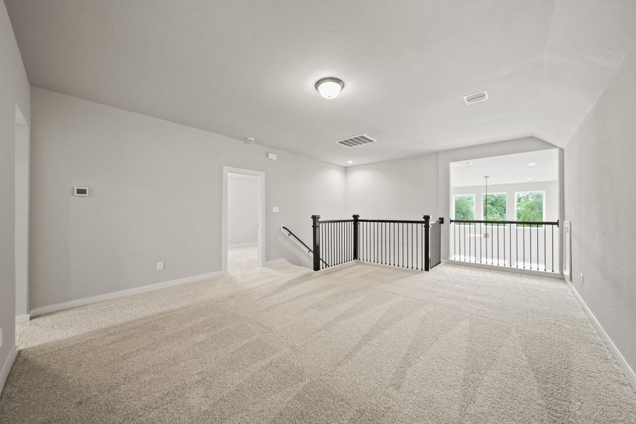 Spacious, unfurnished interior of a new home in Grand Oaks – The Cove, Houston (Image 21).