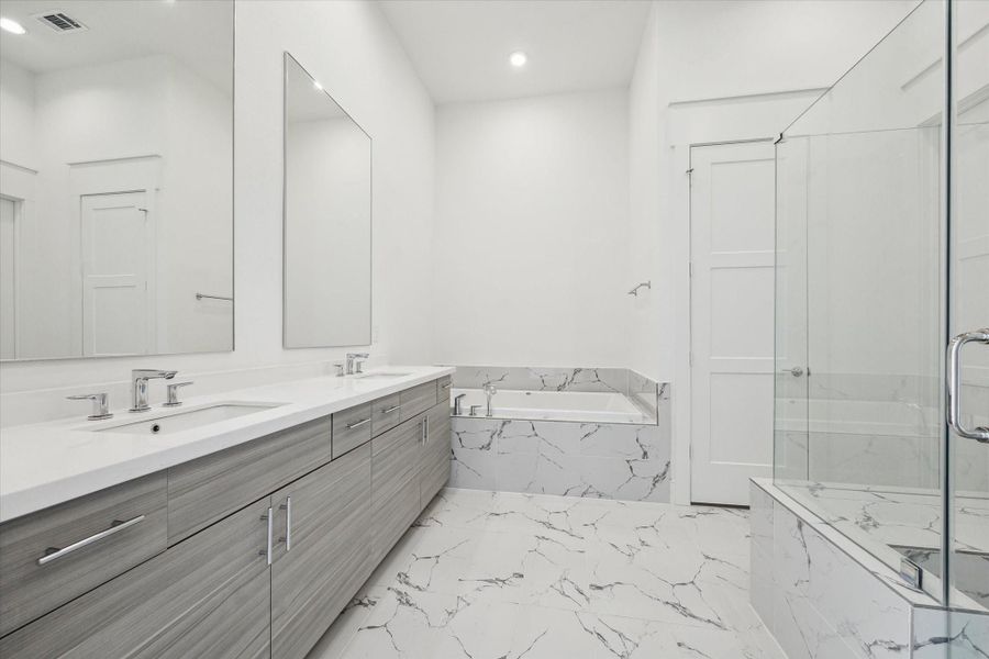 Furnished interior view inside a new home in , Houston (Image 6).