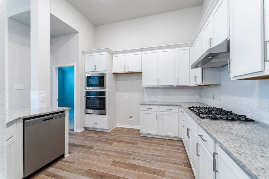Furnished interior view inside a new home in Canterra Creek, Rosharon (Image 4).
