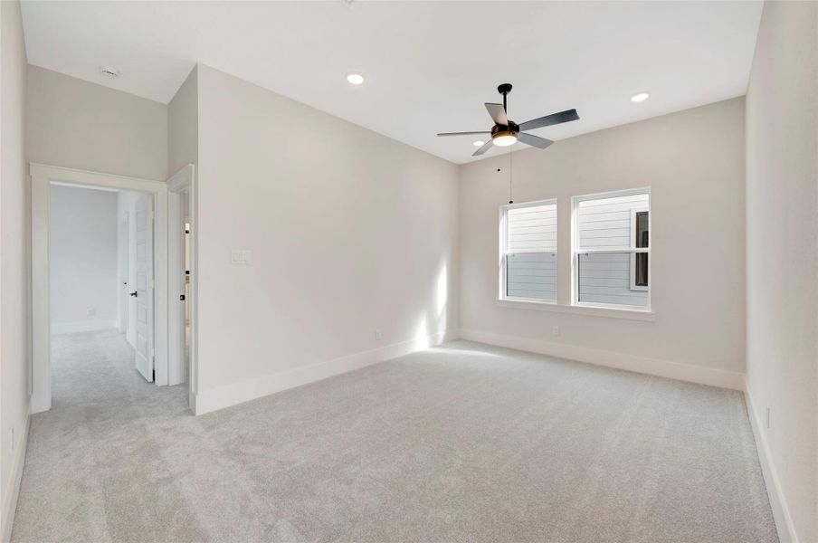 Spacious, unfurnished interior of a new home in Easthaven at Bridgeland Central - Vision Collection, Cypress (Image 19).