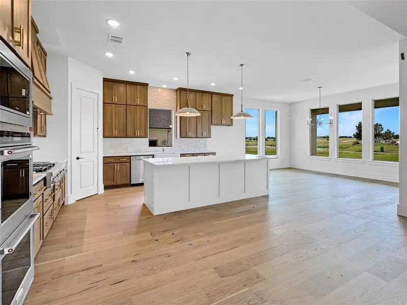 Furnished interior view inside a new home in The Retreat, Cleburne (Image 6).