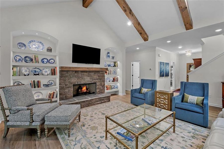 Furnished interior view inside a new home in , Waleska (Image 35).