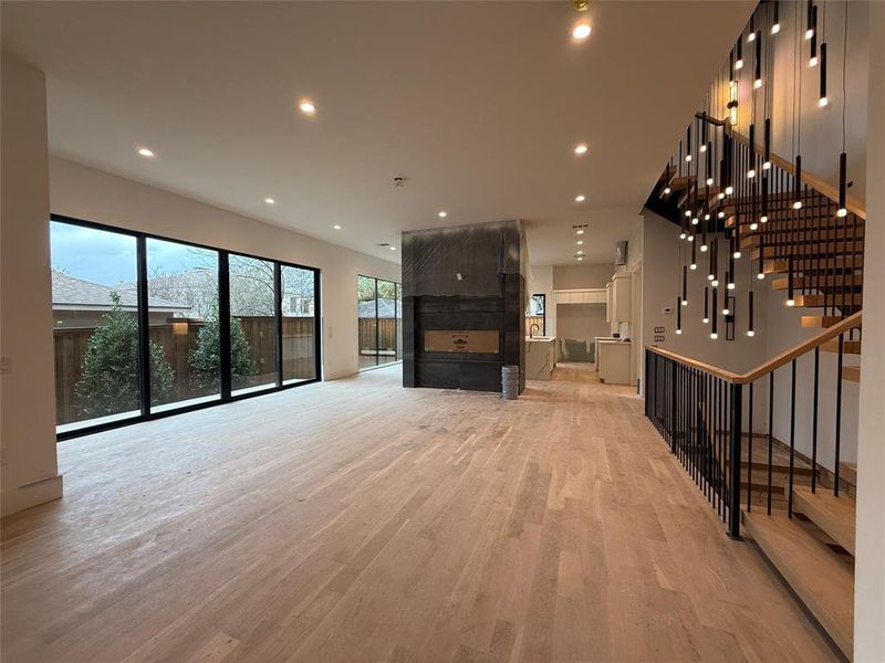 Spacious, unfurnished interior of a new home in , Dallas (Image 23).