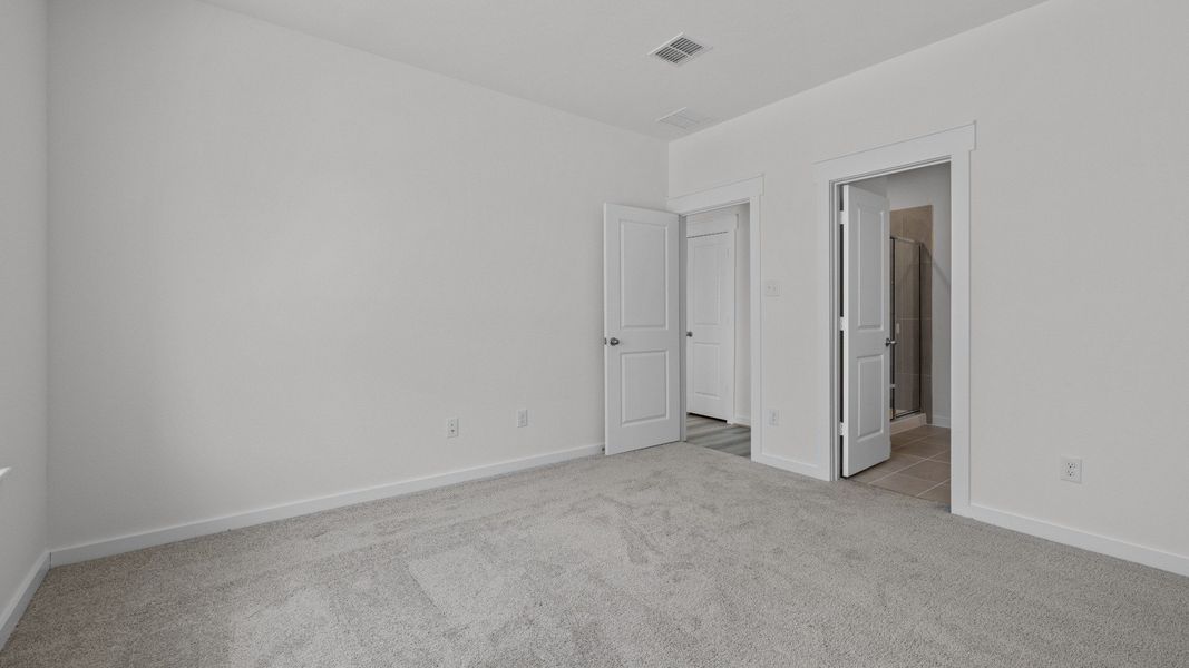 Furnished interior view inside a new home in Cielo, Conroe (Image 17).
