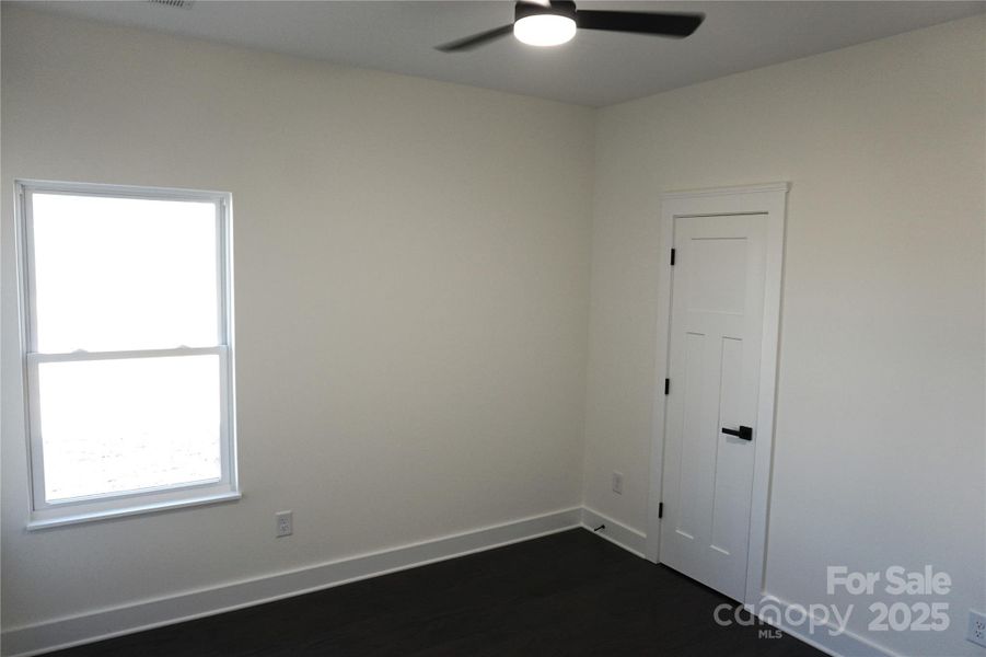 Spacious, unfurnished interior of a new home in , Salisbury (Image 33).