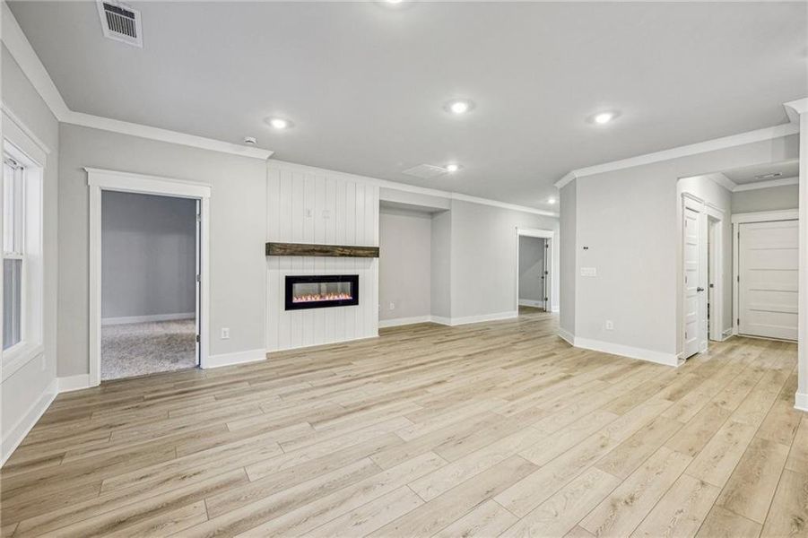 Spacious, unfurnished interior of a new home in Ponderosa Farms Estates, Gainesville (Image 21).