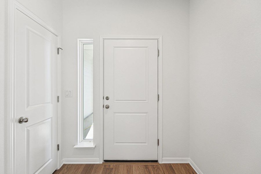 Spacious, unfurnished interior of a new home in Porter Country, Buda (Image 32). Spacious, unfurnished interior of a new home in Porter Country, Buda (Image 32).