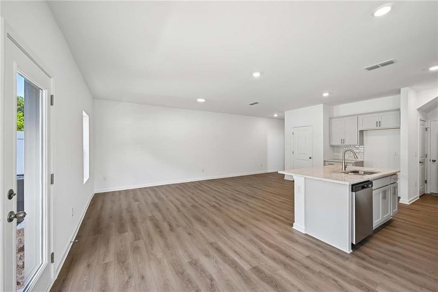 Spacious, unfurnished interior of a new home in Leydenview, Mableton (Image 27). Spacious, unfurnished interior of a new home in Leydenview, Mableton (Image 27).