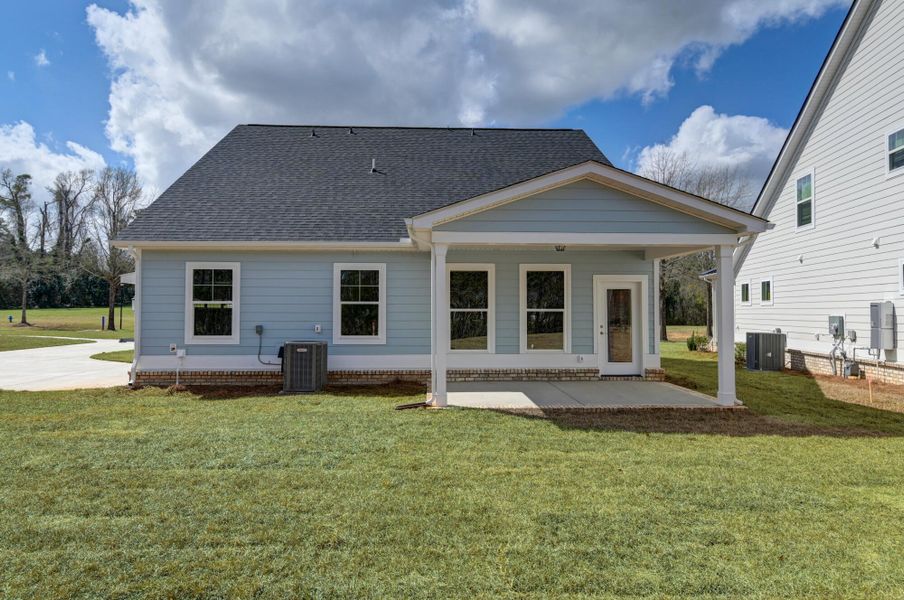Exterior details and patio area of a home in Clubside Reserve at Summerlake, Lexington (Image 4).