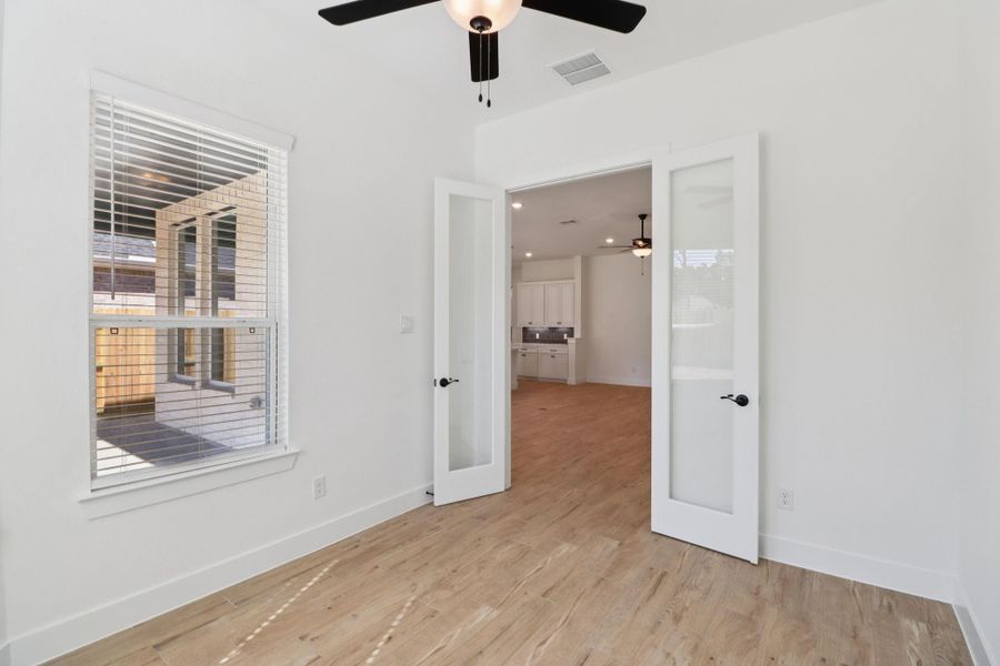 Spacious, unfurnished interior of a new home in The Highlands, Porter (Image 27).