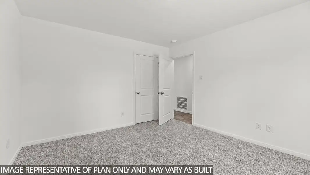 Spacious, unfurnished interior of a new home in Baron Village, Conroe (Image 13). Spacious, unfurnished interior of a new home in Baron Village, Conroe (Image 13).