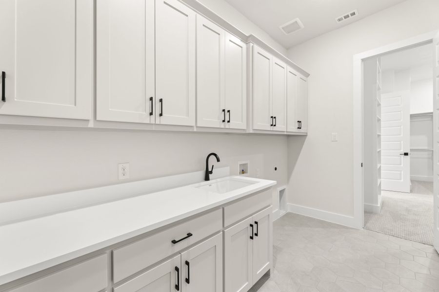 Furnished interior view inside a new home in StarView, Prosper (Image 15).