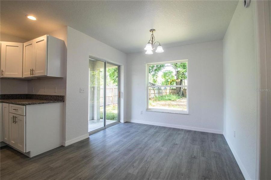 Spacious, unfurnished interior of a new home in , Lakeland (Image 16).