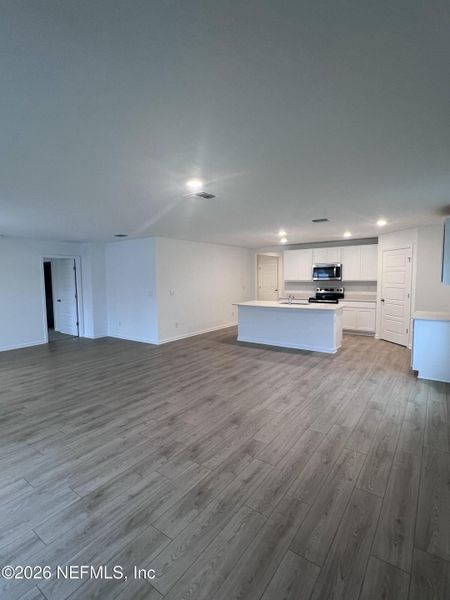 Spacious, unfurnished interior of a new home in Palm Coast Homesites, Palm Coast (Image 21).