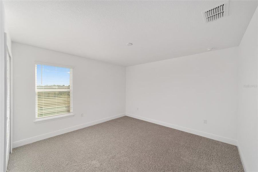 Spacious, unfurnished interior of a new home in Calesa Township, Ocala (Image 39).