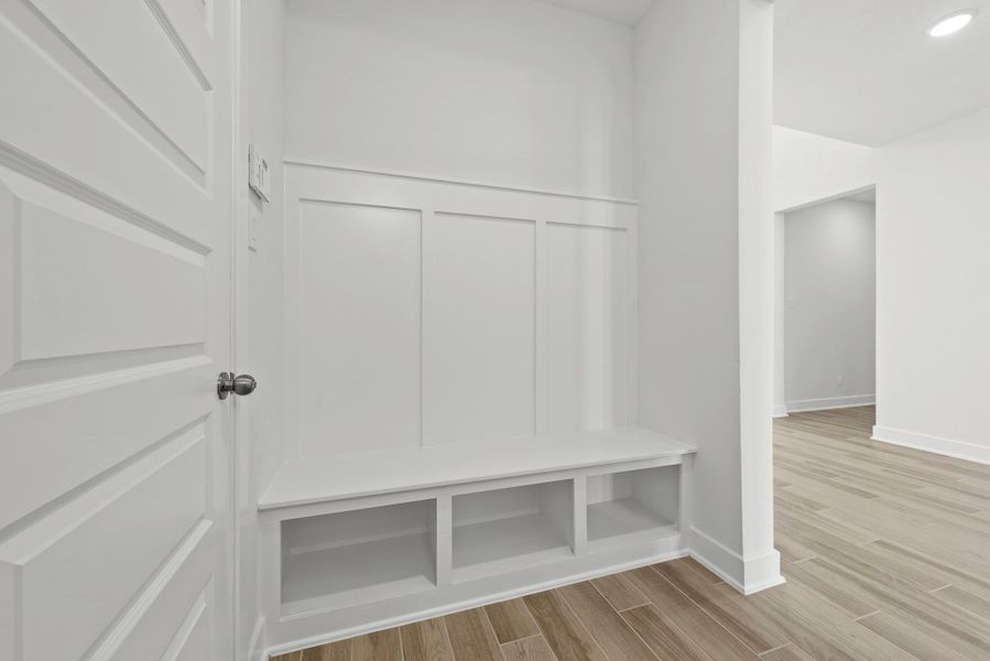 Representative image. Features, specifications, selections and colors may vary.