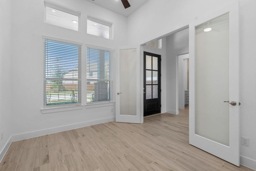 Photos are REPRESENTATIVE of the home /floor plan and are NOT of the actual home.  Selections, features, and room options may vary.  For more info, contact Chesmar Homes.