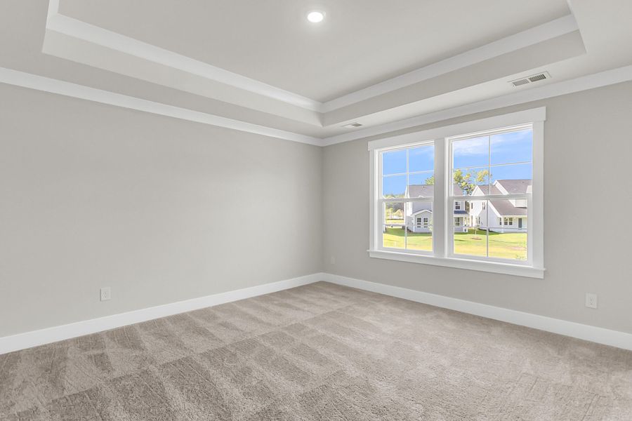 Spacious, unfurnished interior of a new home in , Summerville (Image 25).