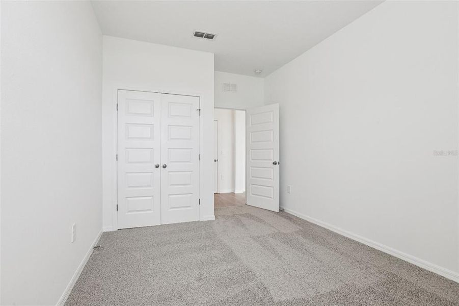 Spacious, unfurnished interior of a new home in , Lakeland (Image 17).