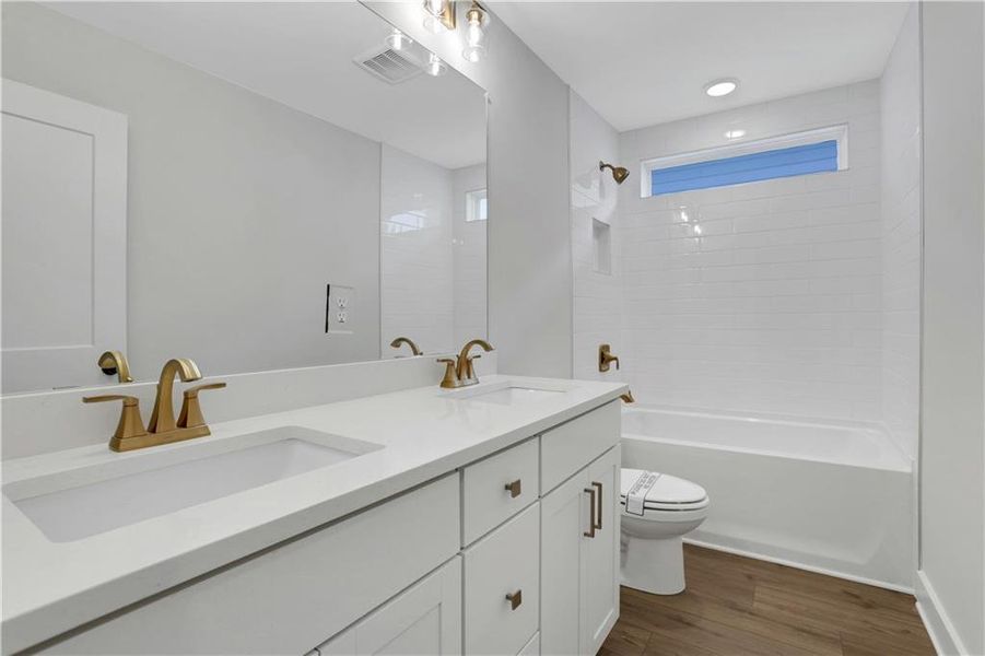 Furnished interior view inside a new home in Cambridge, Flowery Branch (Image 5).