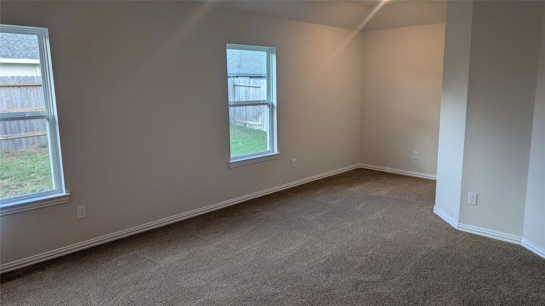 Spacious, unfurnished interior of a new home in , Waller (Image 9).