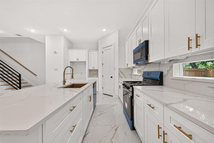 Furnished interior view inside a new home in , Houston (Image 9).