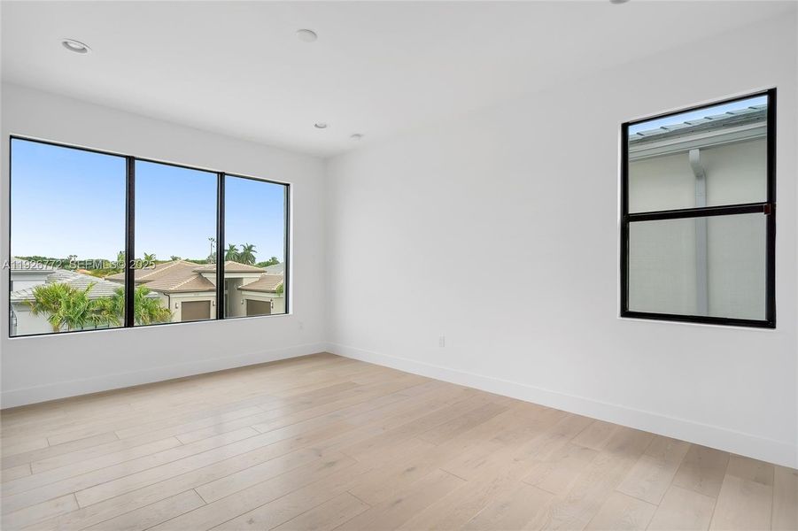 Spacious, unfurnished interior of a new home in Lotus Edge, Boca Raton (Image 49). Spacious, unfurnished interior of a new home in Lotus Edge, Boca Raton (Image 49).