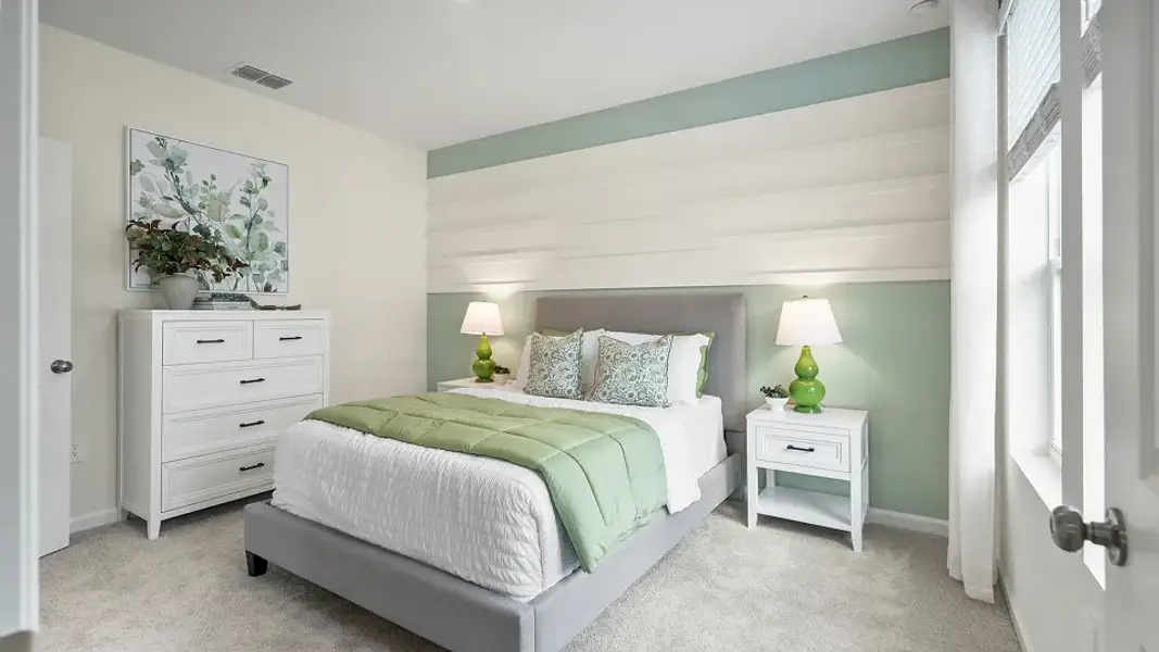 Grove Core FL N122 Mc Cartney NG Bed 1of3 F1 Base2 12 19 25